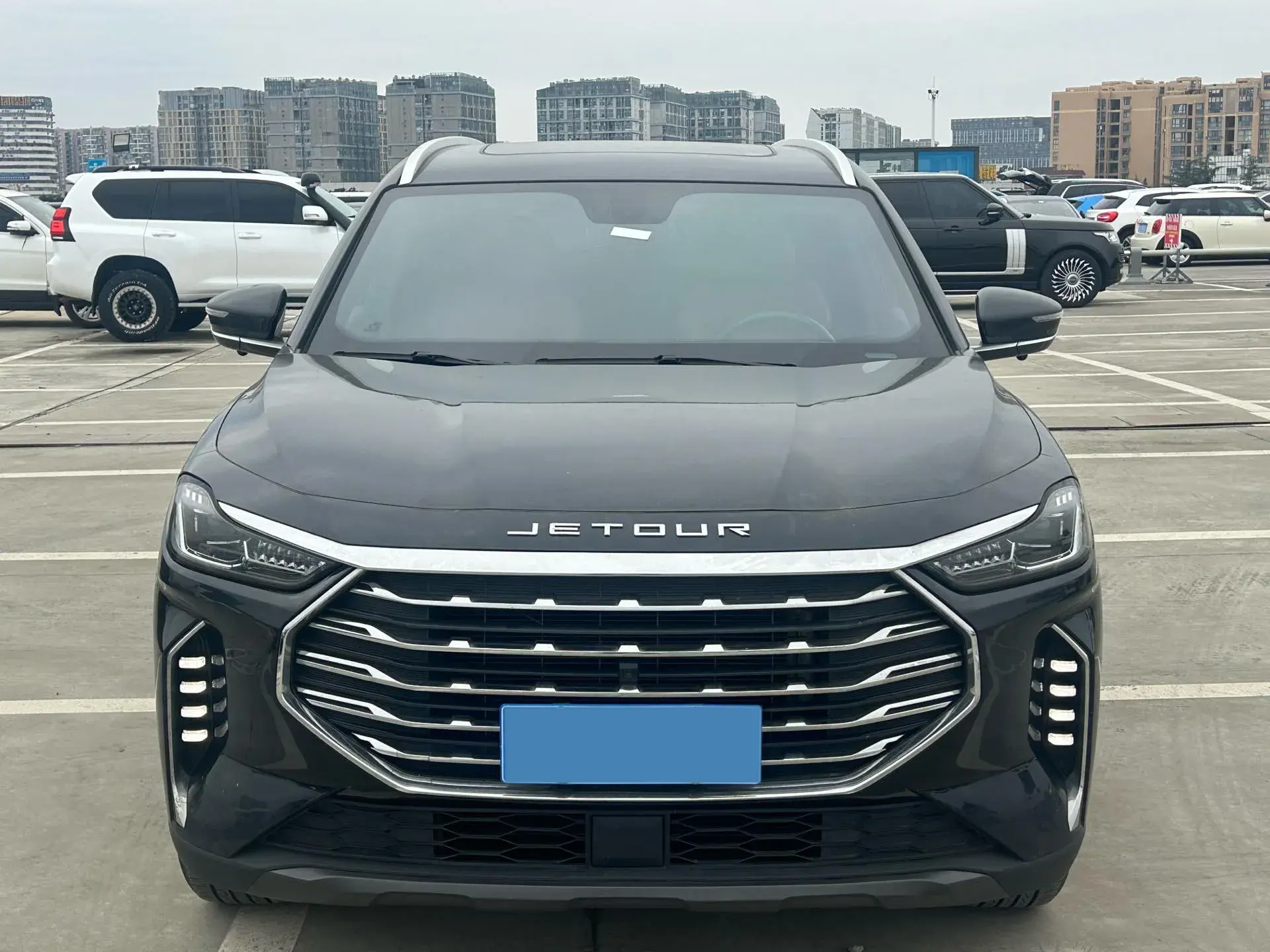 2023 JETOUR X70 thumbnail 3