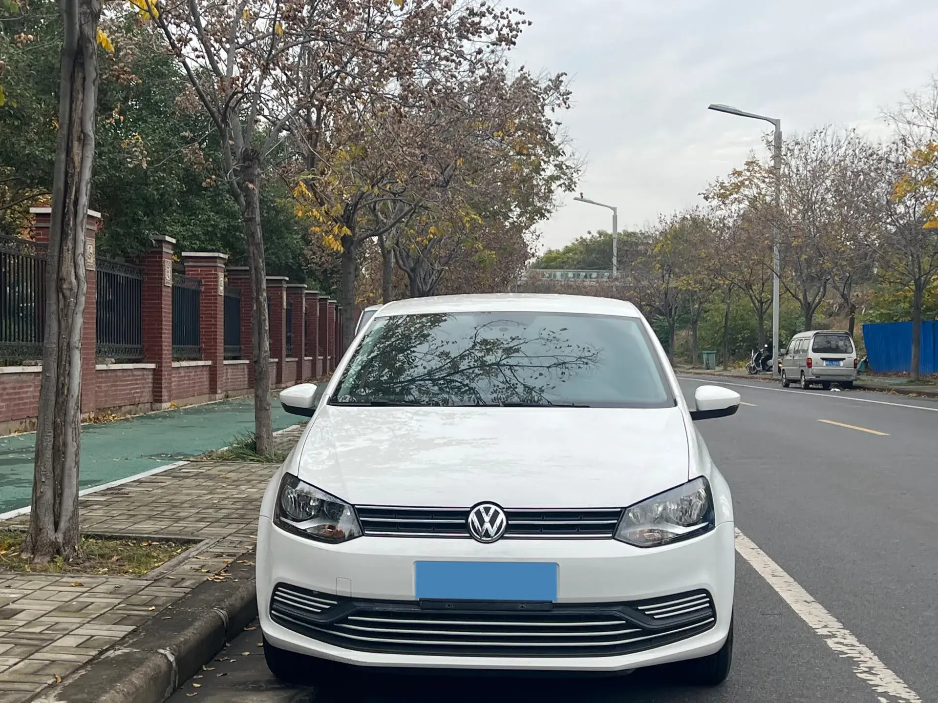 2016 VOLKSWAGEN POLO thumbnail 2