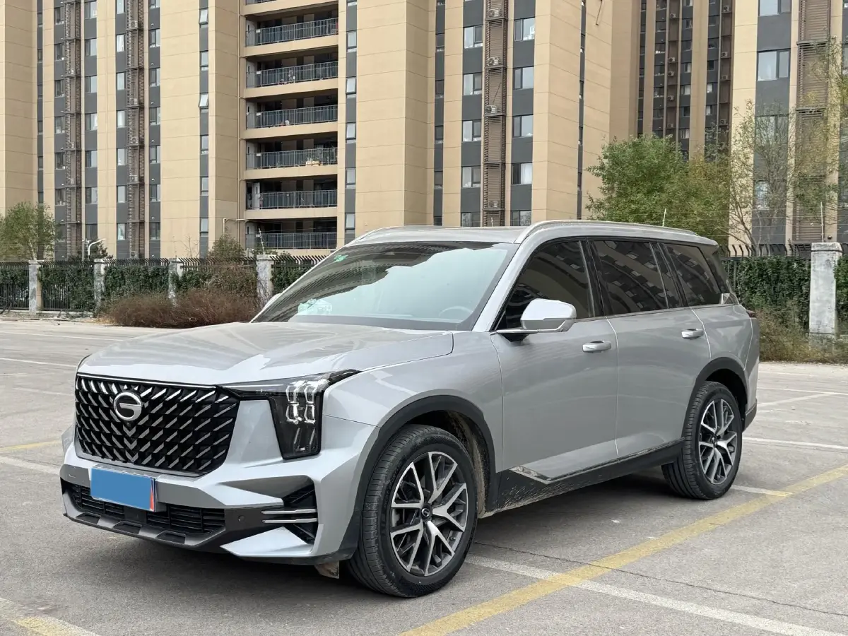 2022 GAC Trumpchi GS8 2.0T 252HP L4 8AT