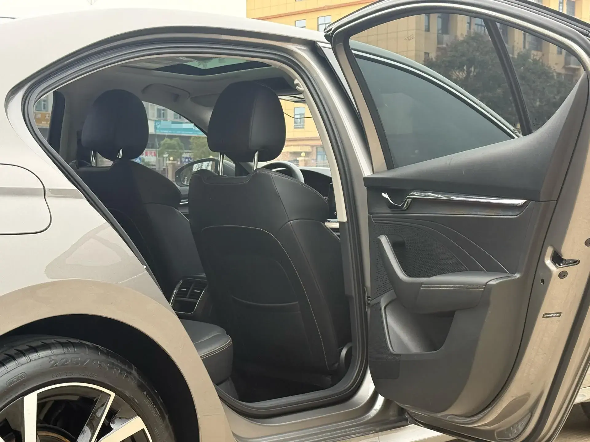 2022 SKODA OCTAVIA thumbnail 4