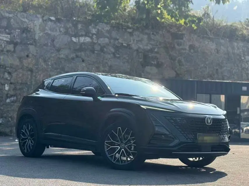 2022 CHANGAN UNI-T thumbnail 3