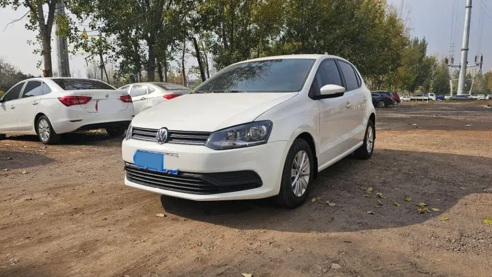 2016 Volkswagen Polo 1.4L 90HP L4 6AT