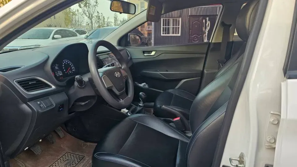 2016 Volkswagen Polo 1.4L 90HP L4 6AT,autocango,china used car exporter,china ev exporter,chinese used car exporter,chinese used ev exporter