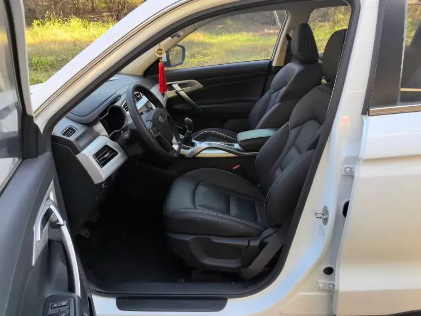 2018 GEELY AZKARRA thumbnail 3