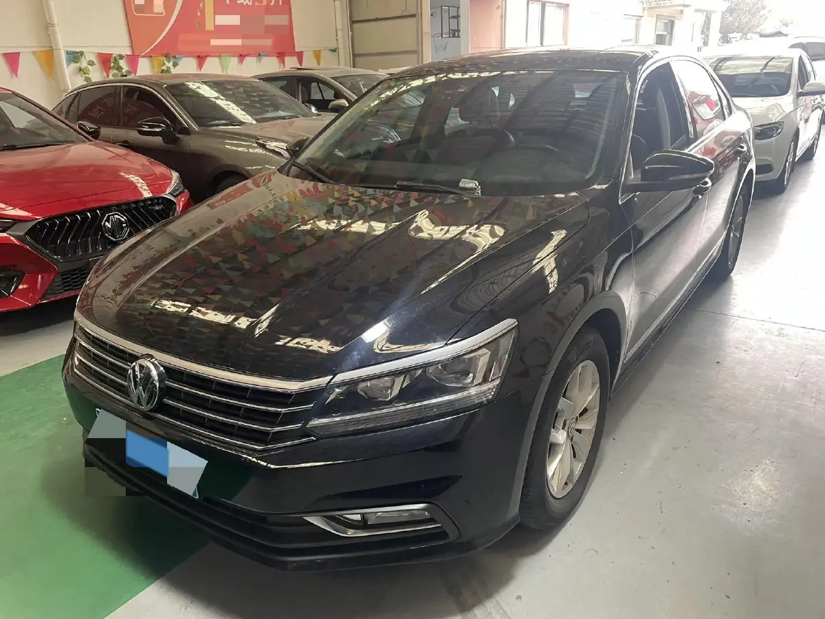 2017 Volkswagen Passat 1.8T 180HP L4 7DCT