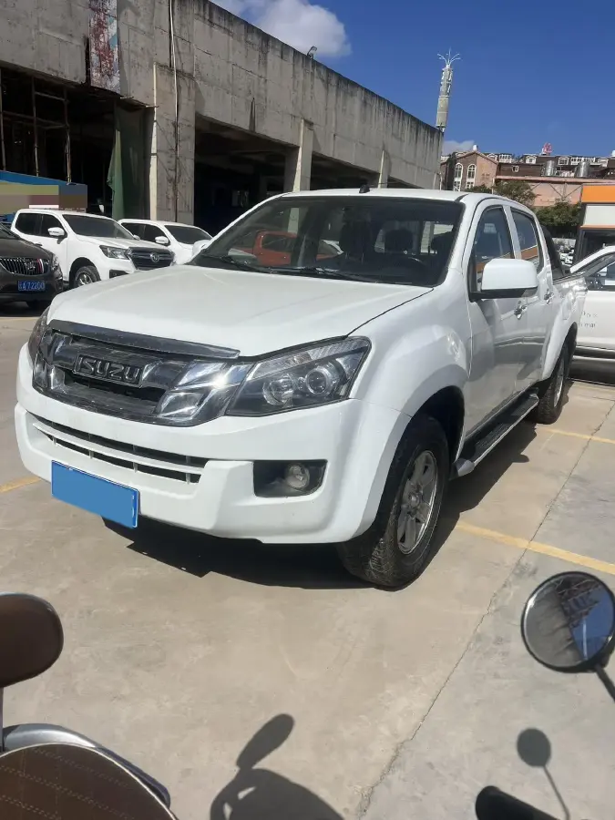 2018 Isuzu LingTuo 2.5T 129HP L4 6MT