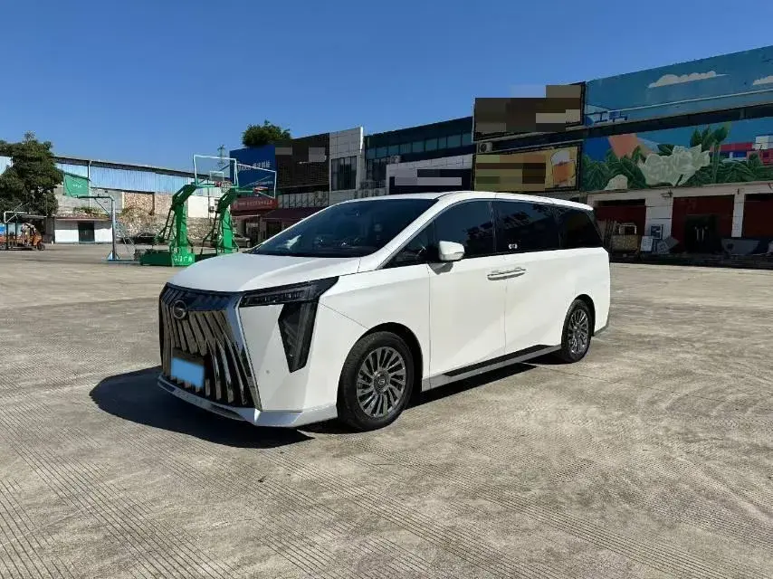 2023 GAC Trumpchi M8 2.0T 190HP L4 E-CVT Hybrid