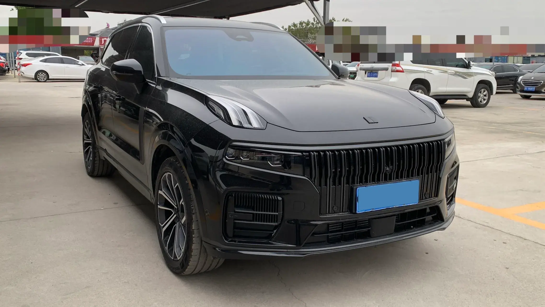 2024 LYNK&CO 09 thumbnail 3