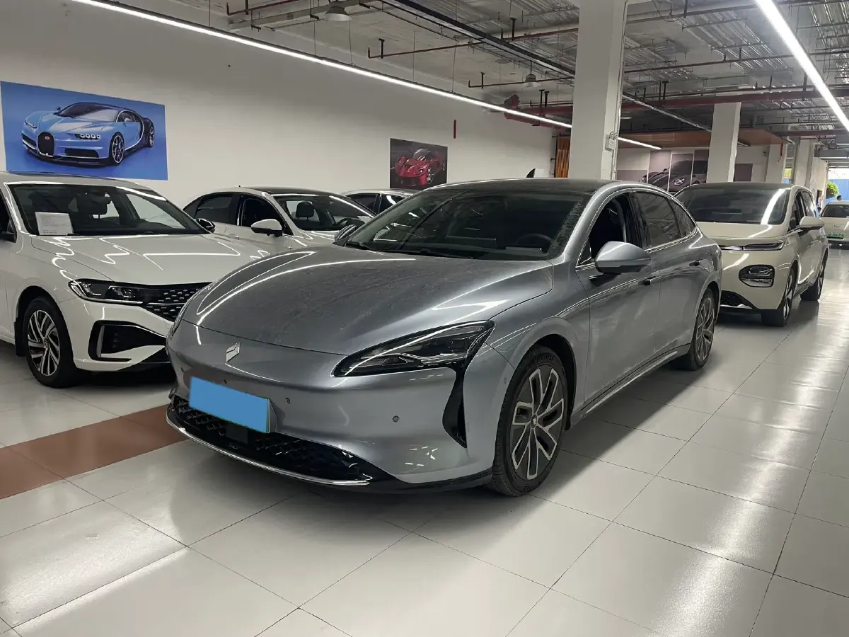 2025 BaoJun XiangJing BEV