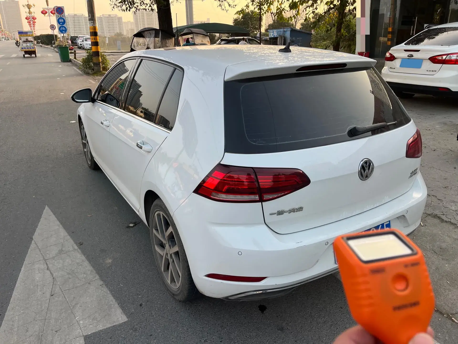 2020 VOLKSWAGEN GOLF thumbnail 4