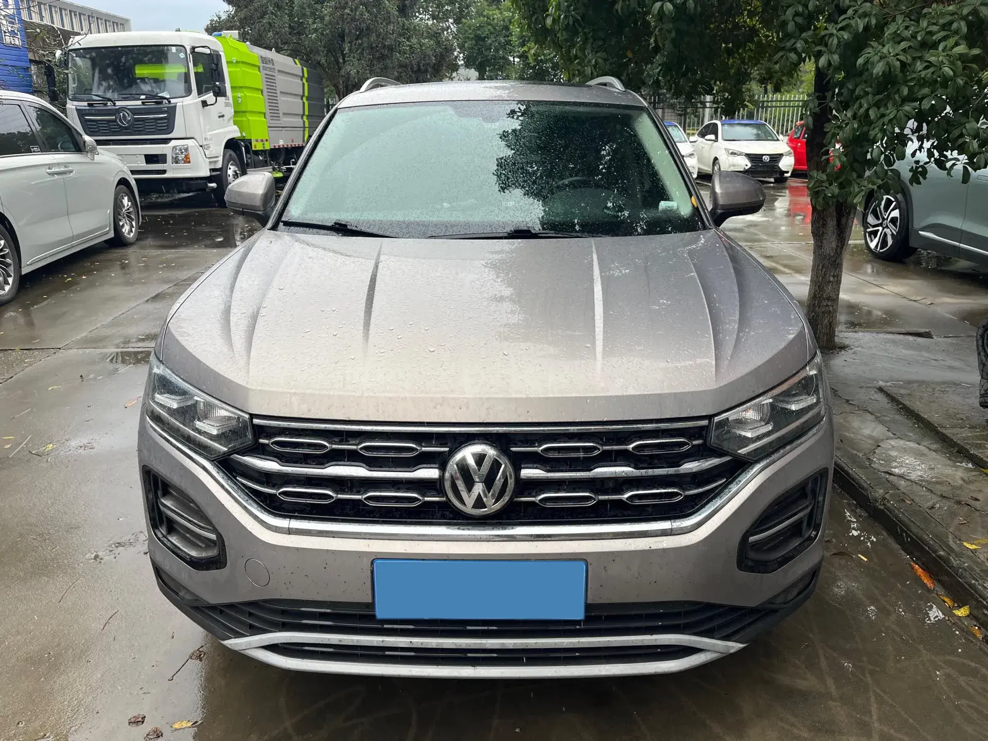 2020 VOLKSWAGEN TAYRON thumbnail 2