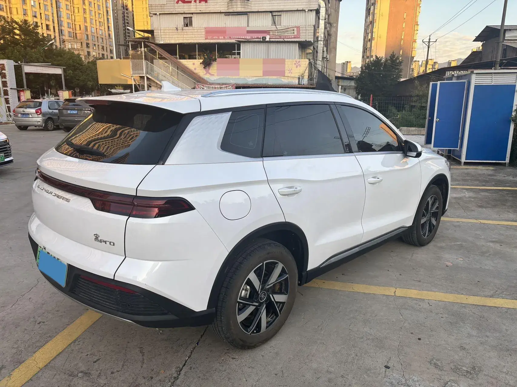 2024 BYD SONG thumbnail 3