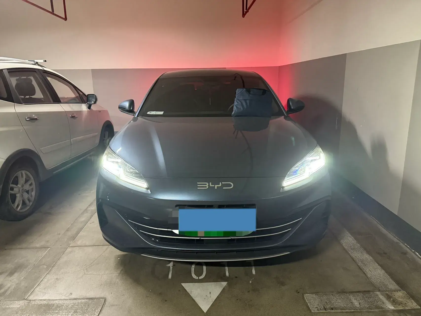 2024 BYD SEAL thumbnail 2