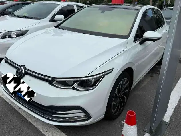 2021 VOLKSWAGEN GOLF view 1