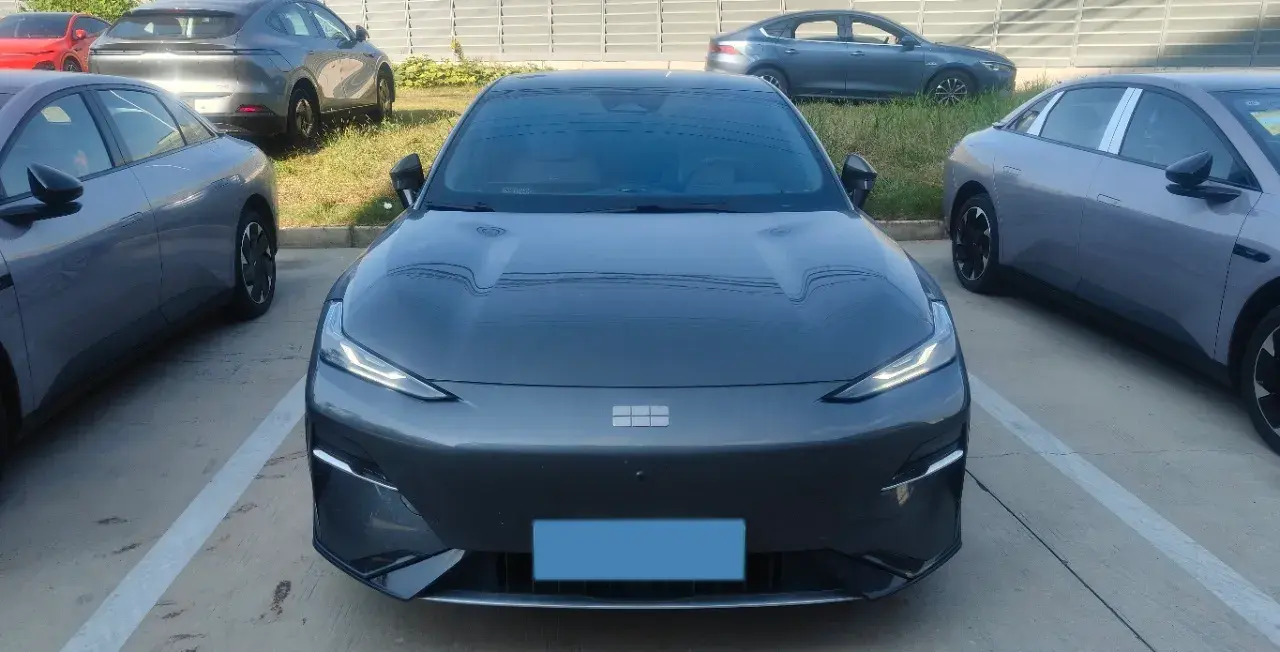 2024 GEELY GALAXY thumbnail 2