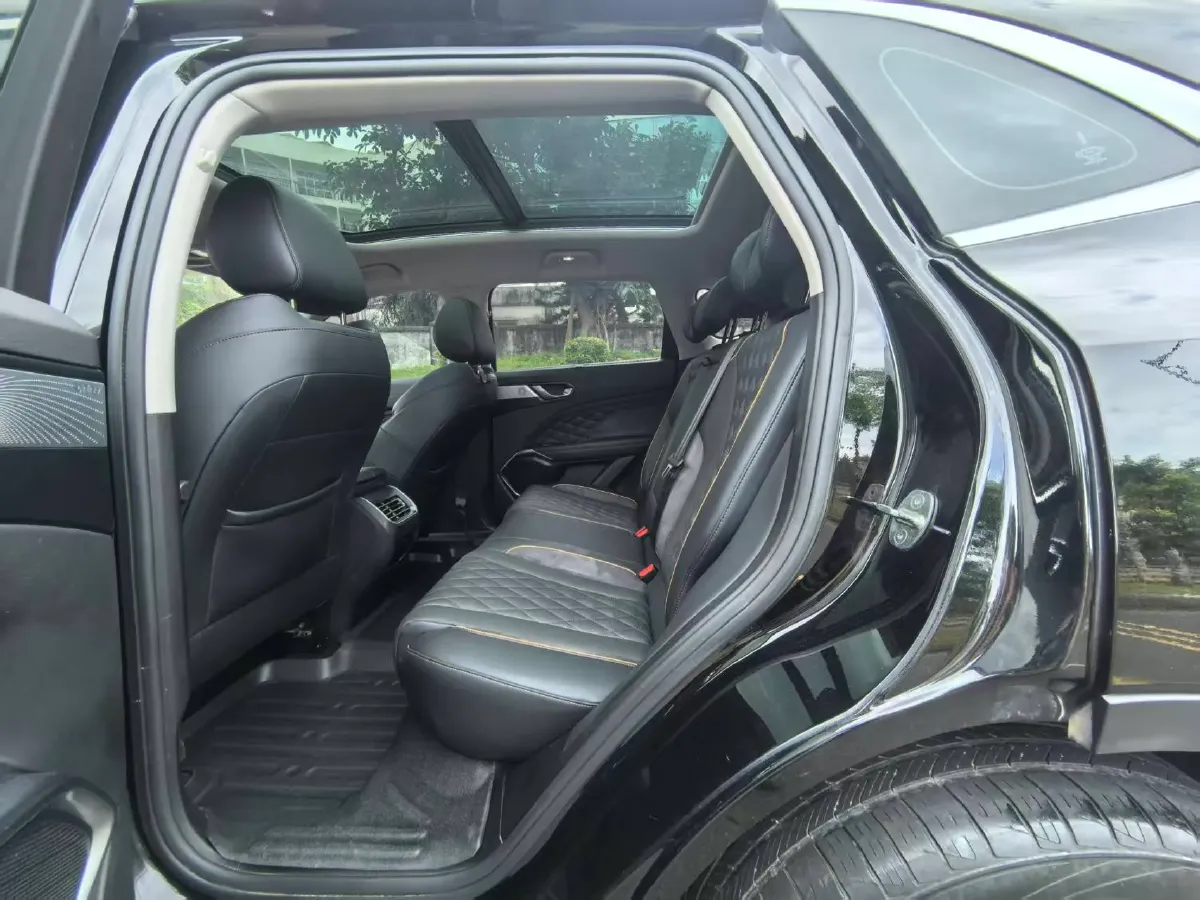 2022 WEY Latte DHT 1.5T 156HP L4 2DHT Hybrid,autocango,china used car exporter,china ev exporter,chinese used car exporter,chinese used ev exporter