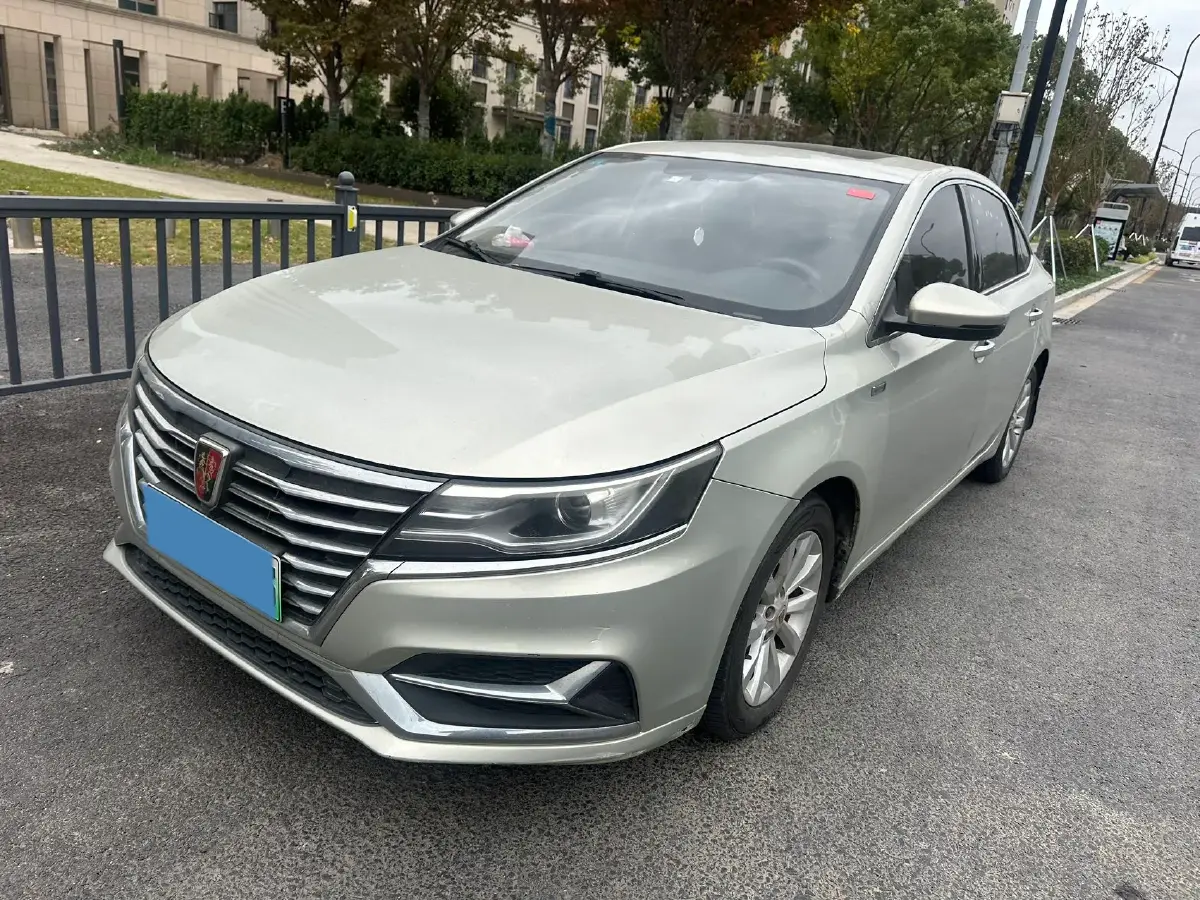 2017 Roewe i6 1.0T 125HP L3 2AT PHEV