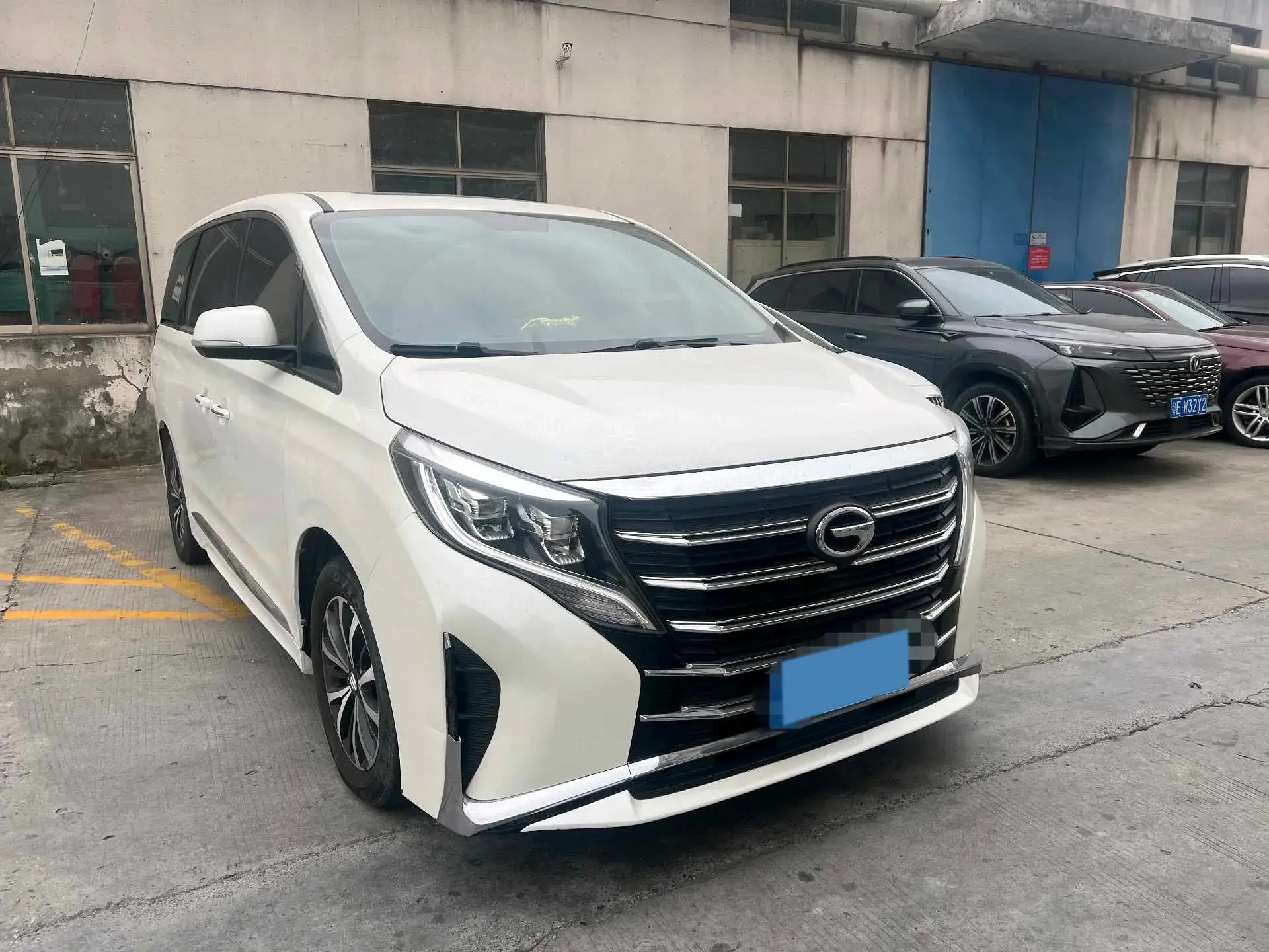2021 GAC TRUMPCHI thumbnail 3
