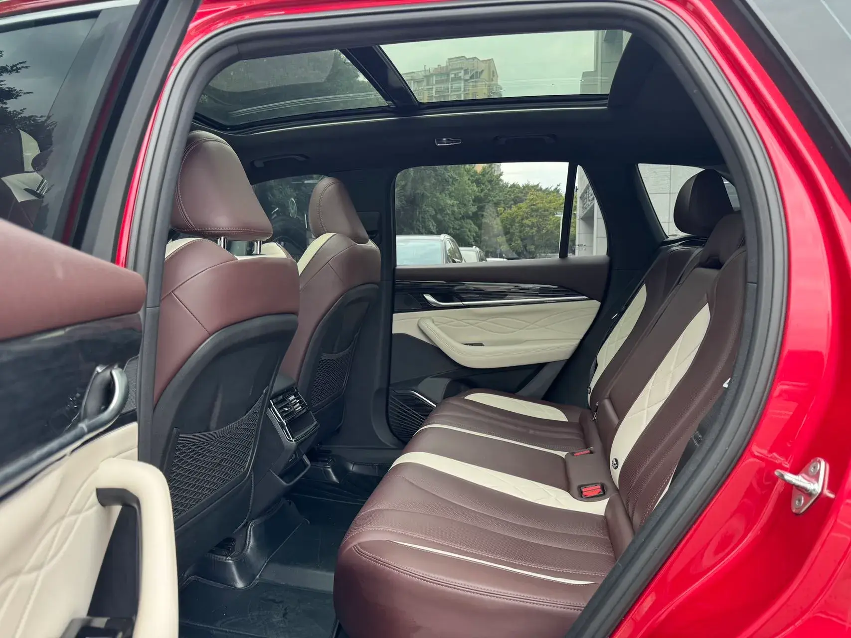 2021 GEELY MONJARO thumbnail 4