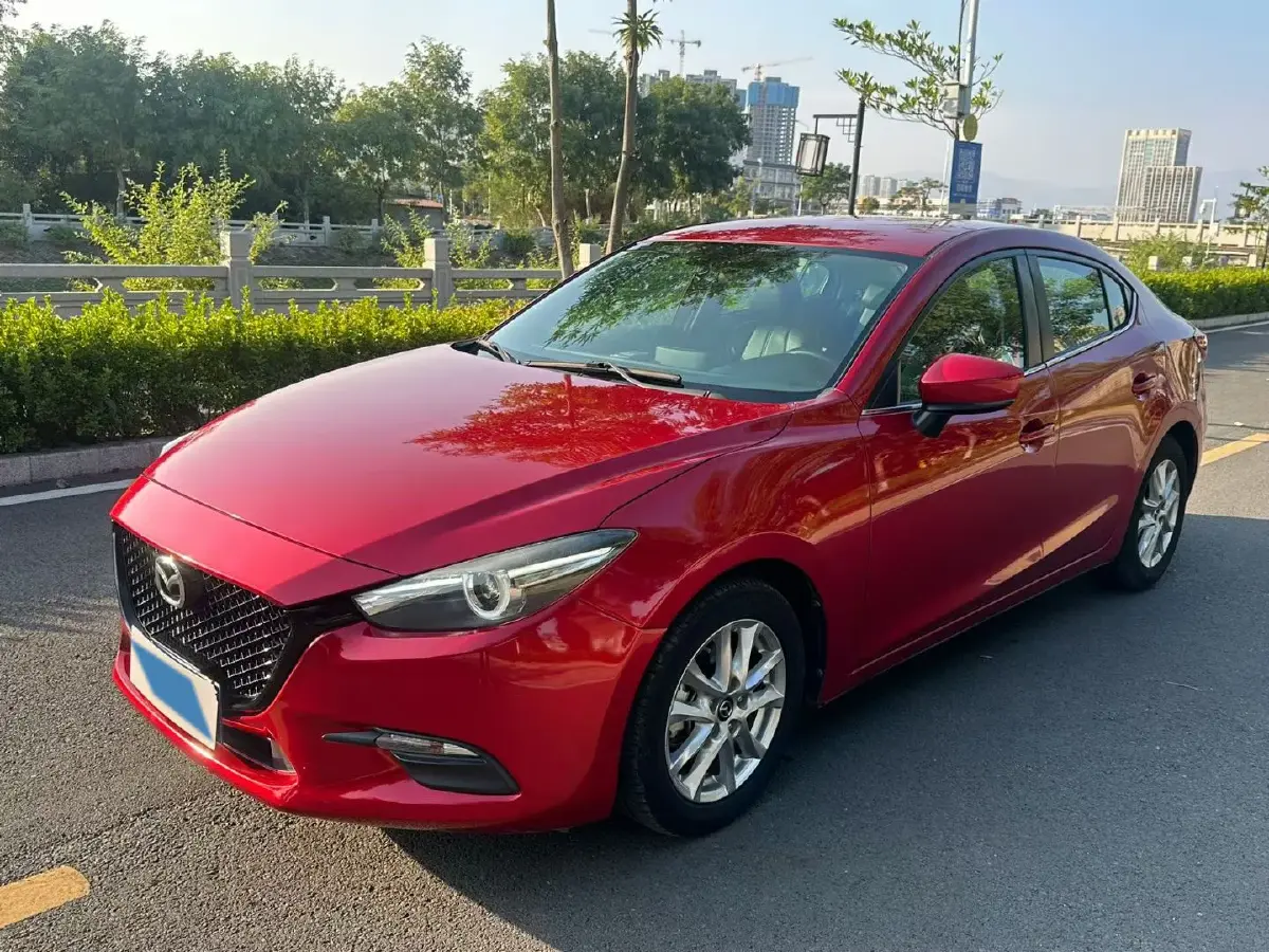 2017 Mazda 3 Axela 1.5L 117HP L4 6AT