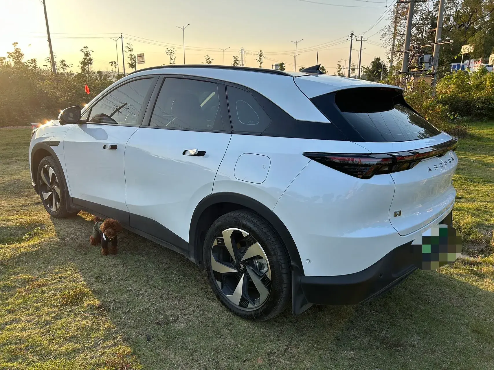 2025 ARCFOX ΑT5 thumbnail 4