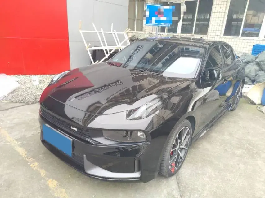 2022 LYNK&CO 03 view 1