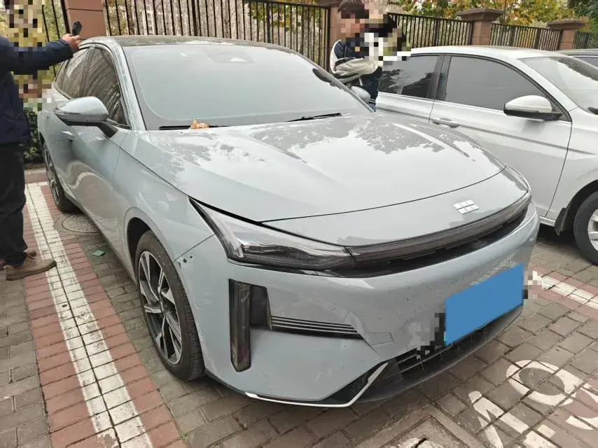 2024 GEELY GALAXY thumbnail 3
