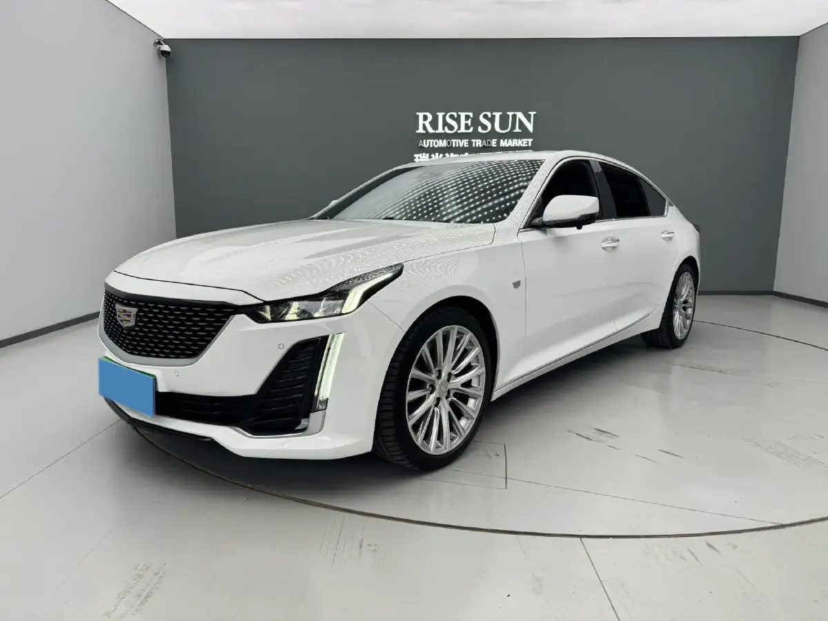 2021 Cadillac CT5 2.0T 237HP L4 10AT