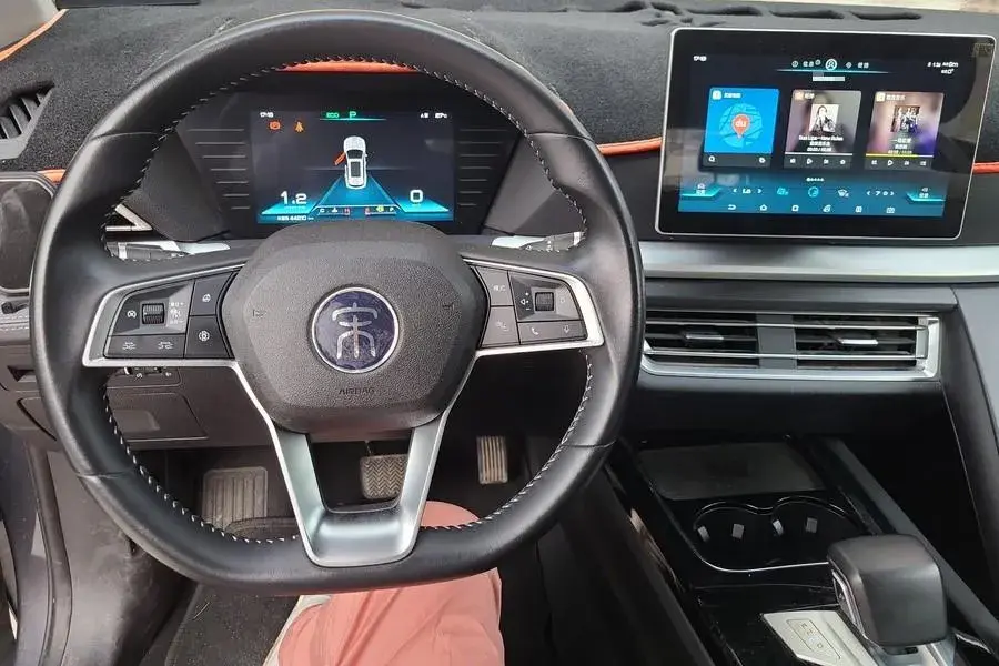 2019 BYD SONG thumbnail 4