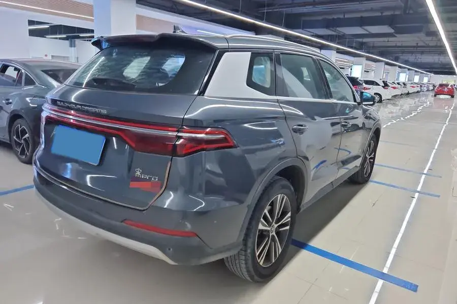 2019 BYD SONG thumbnail 2