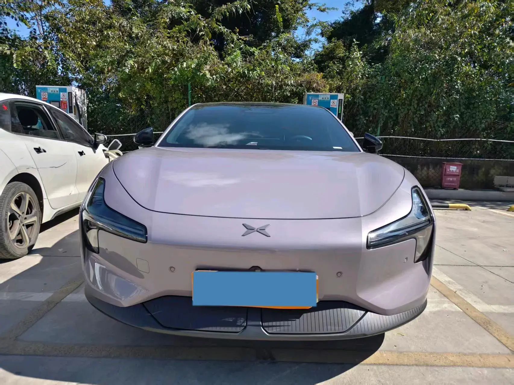 2025 XPENG MONA thumbnail 2