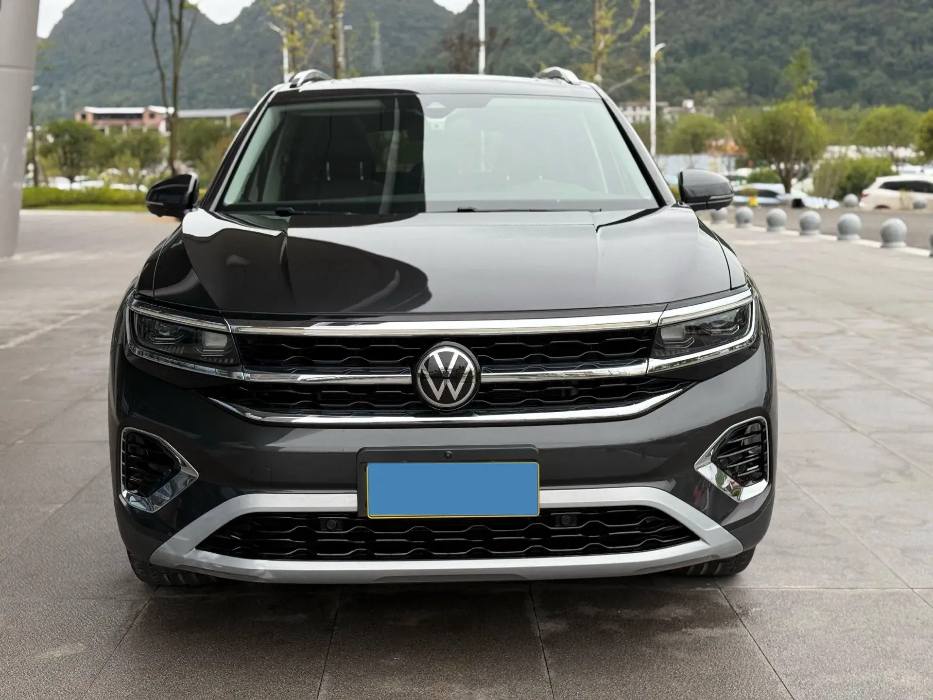 2021 VOLKSWAGEN TALAGON thumbnail 3