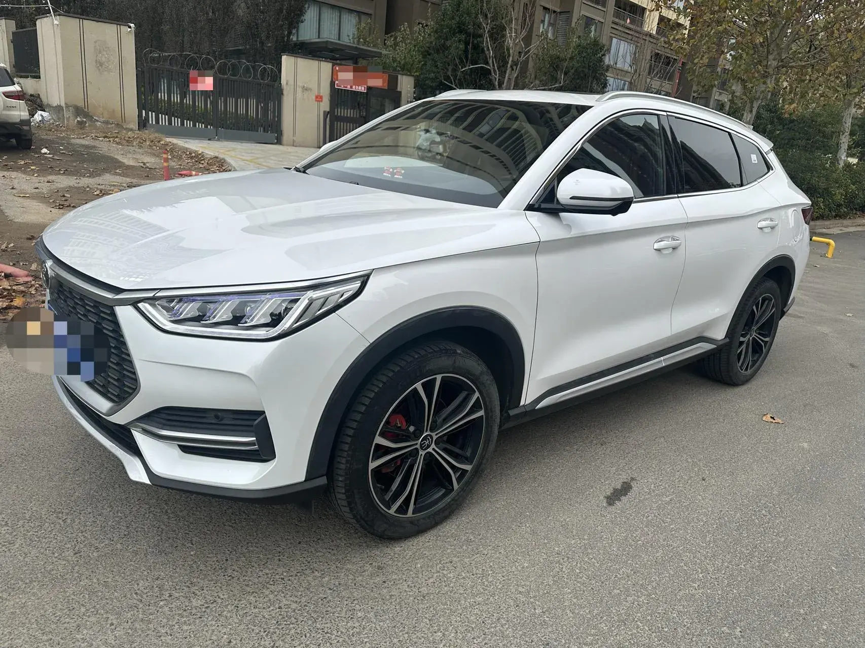 2020 BYD SONG view 1