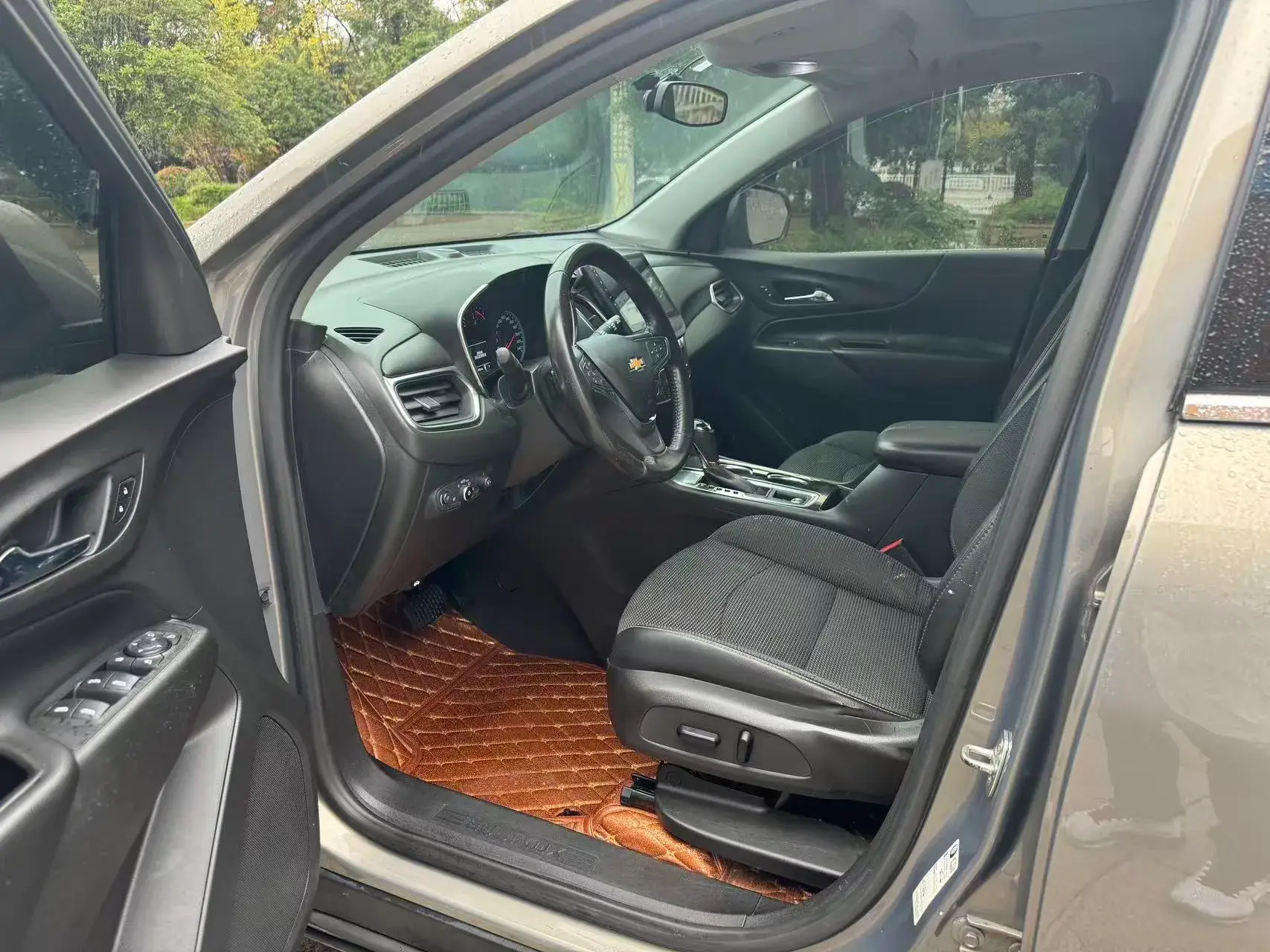 2018 CHEVROLET EQUINOX thumbnail 4