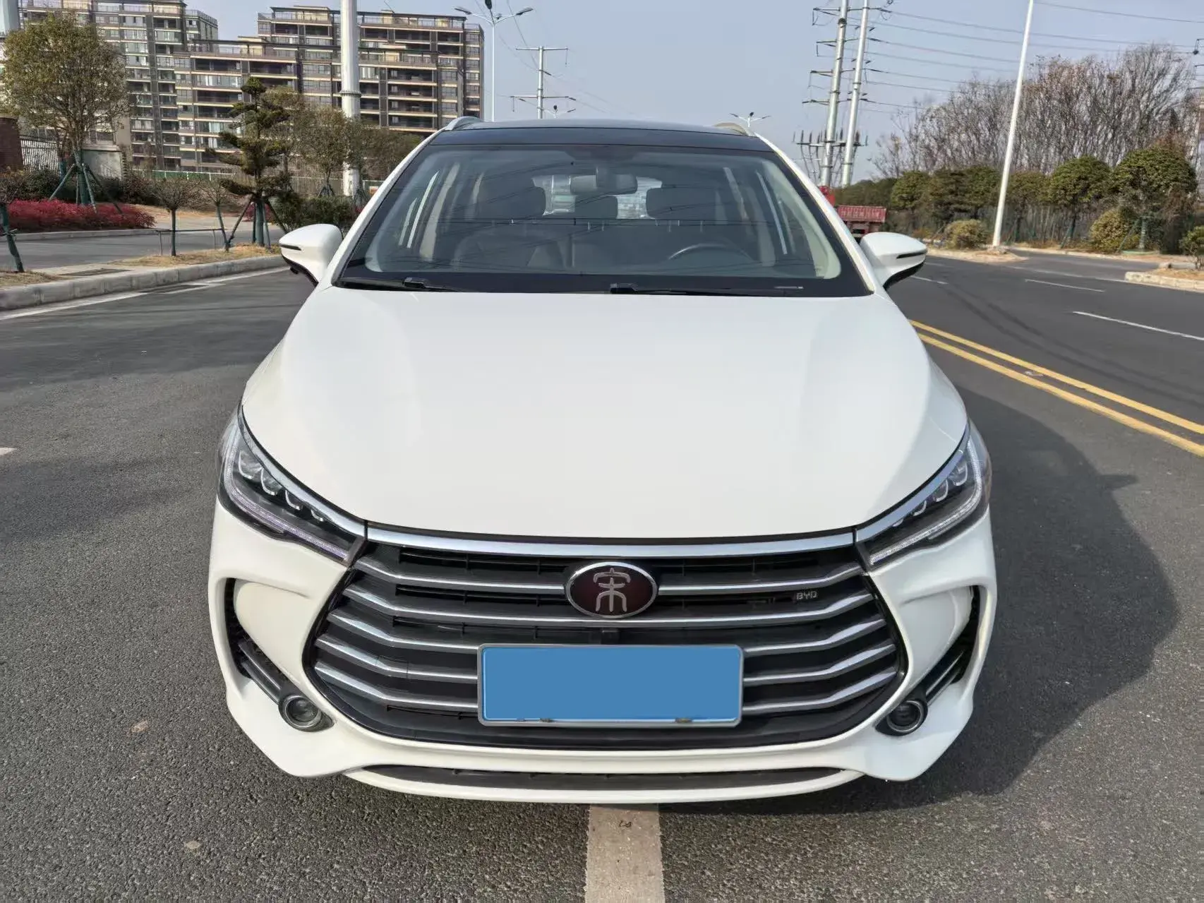 2018 BYD SONG thumbnail 2