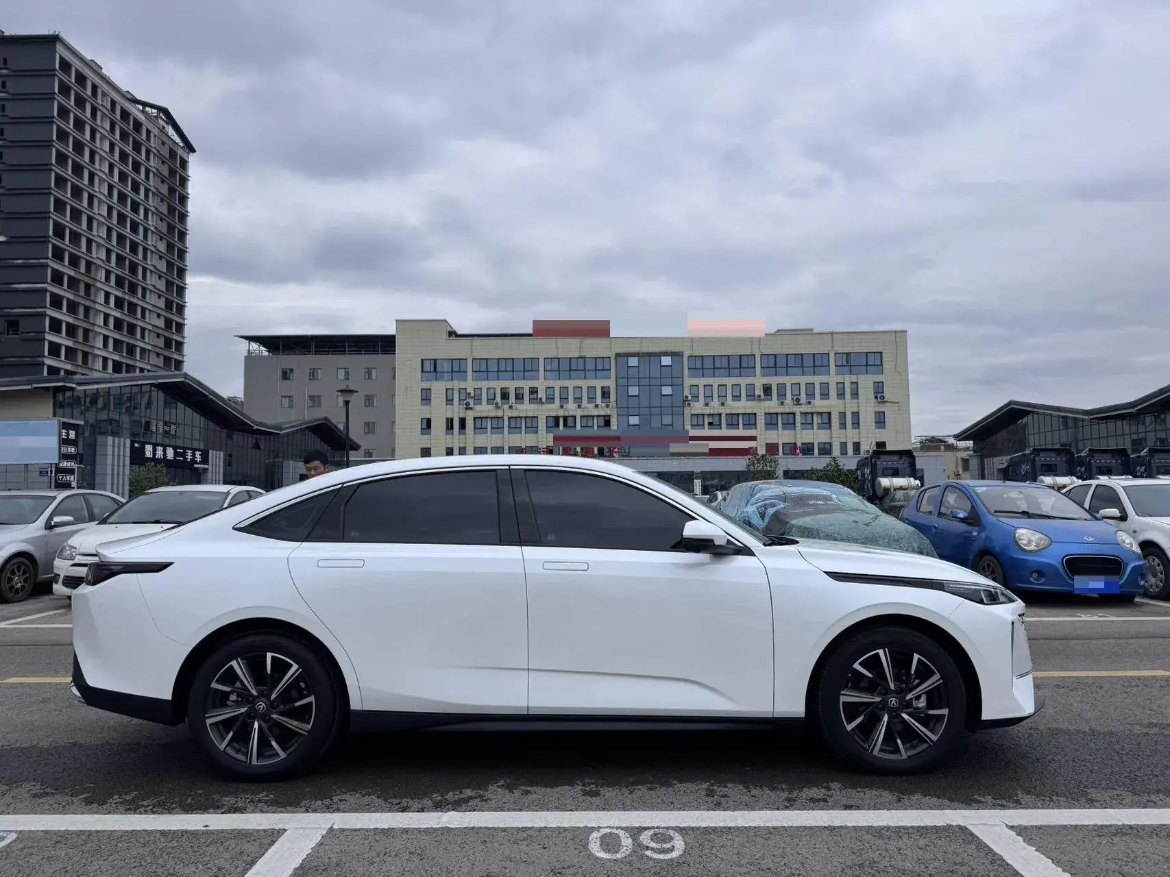 2024 CHANGAN EADO thumbnail 3