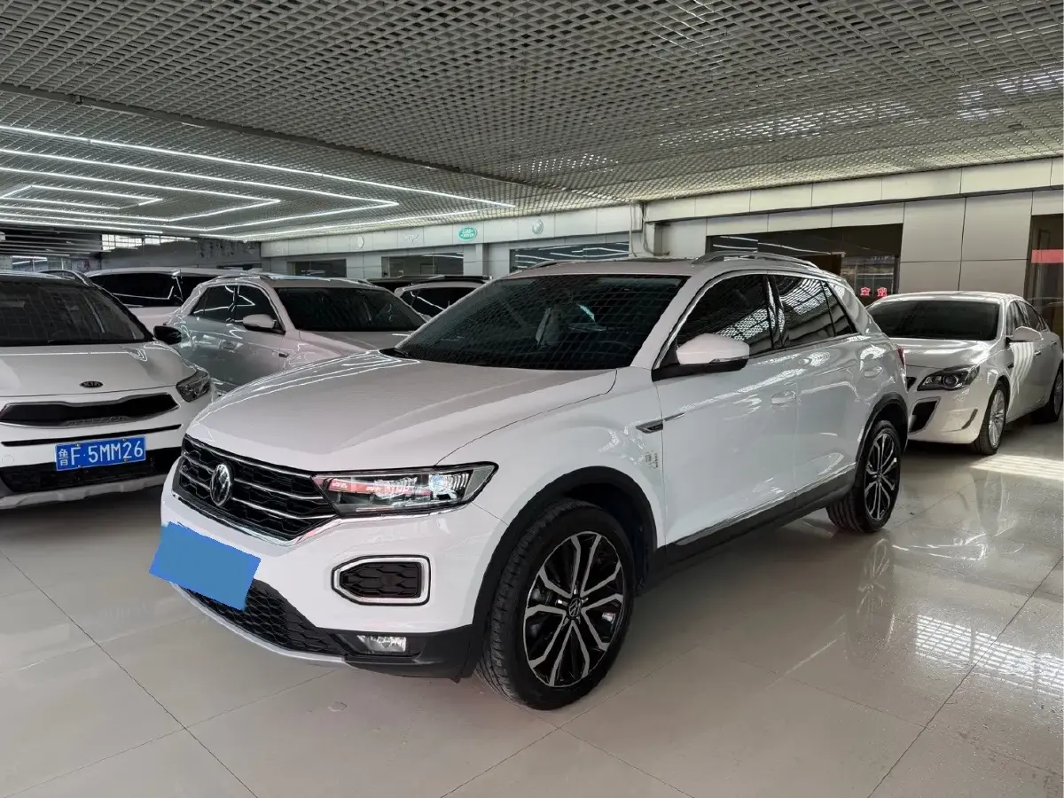 2022 Volkswagen T-Roc 1.4T 150HP L4 7DCT