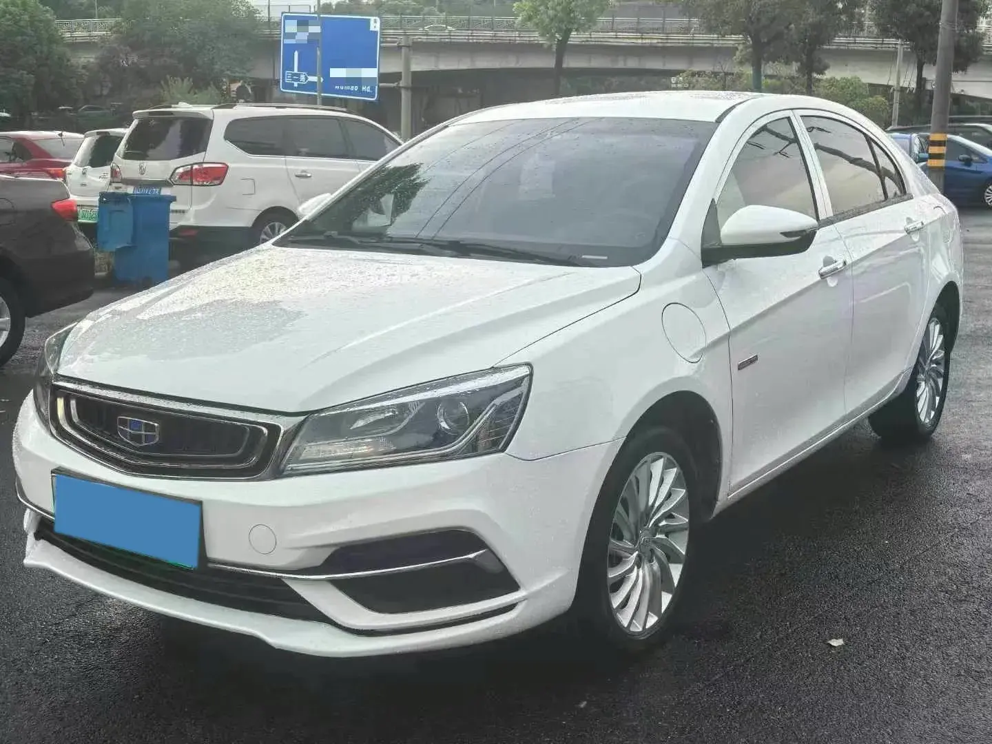 2017 GEELY EMGRAND view 1