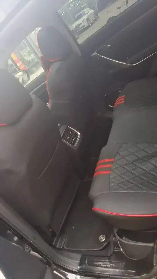 2020 GEELY AZKARRA thumbnail 4