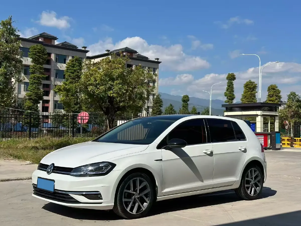 2020 Volkswagen Golf 1.4T 150HP L4 7DCT