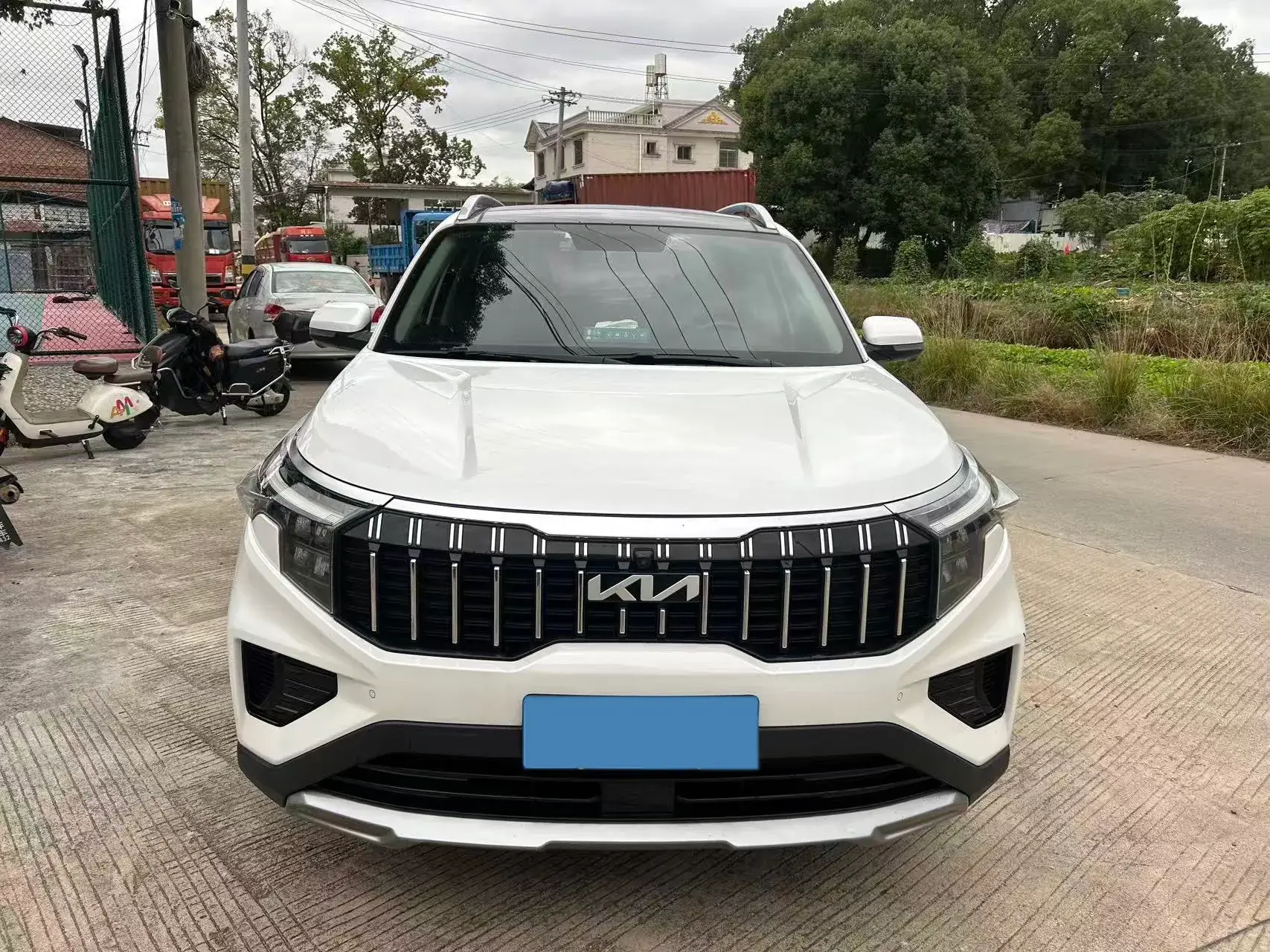 2021 KIA SPORTAGE thumbnail 2