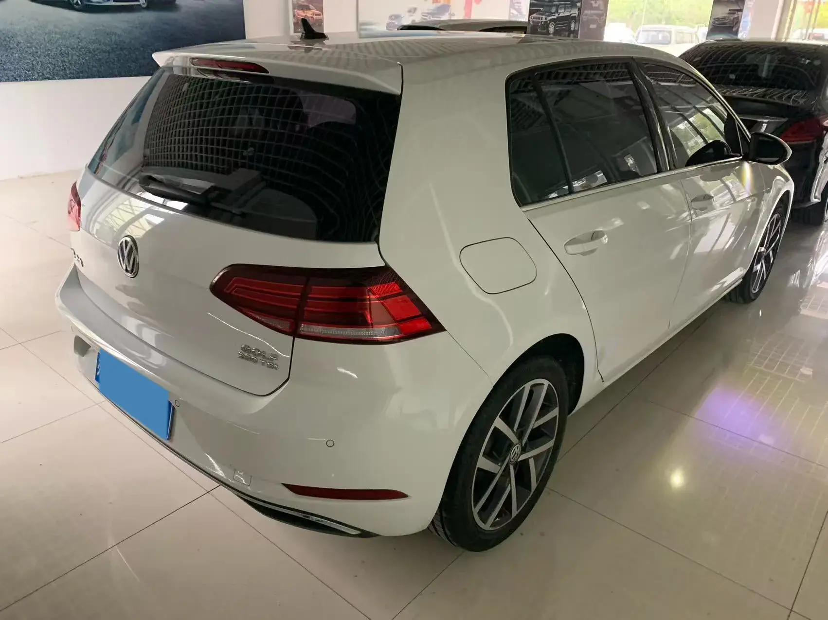 2020 VOLKSWAGEN GOLF thumbnail 4