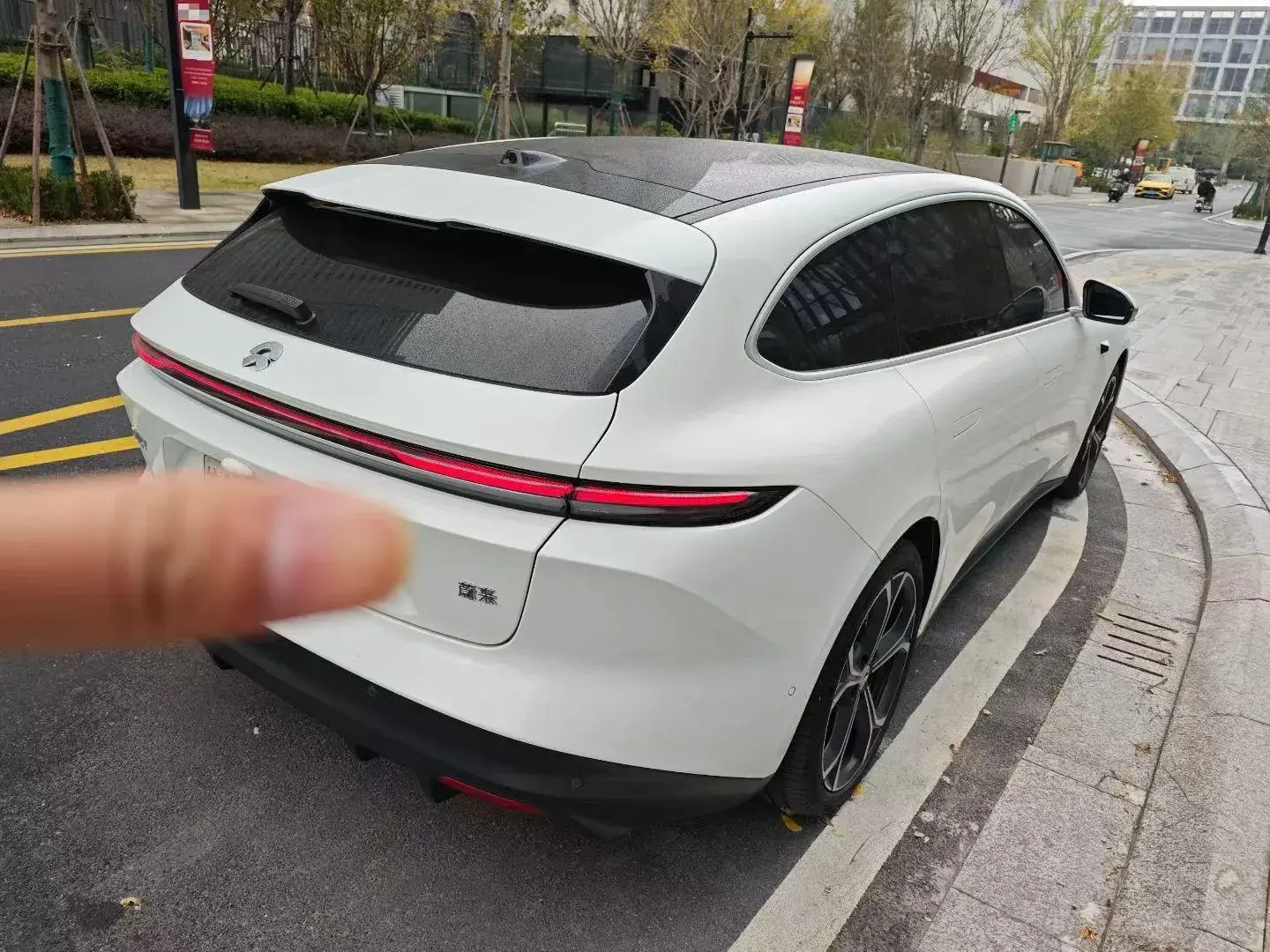 2024 NIO ET5T thumbnail 2