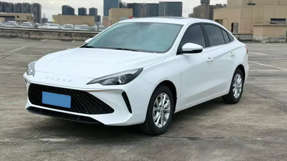 2026 Roewe i5 1.5L 129HP L4 CVT