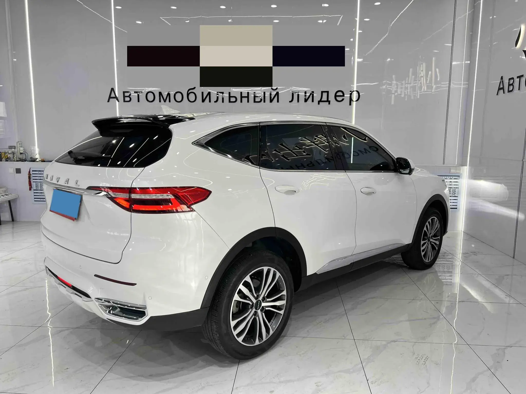 2021 HAVAL F7 thumbnail 4