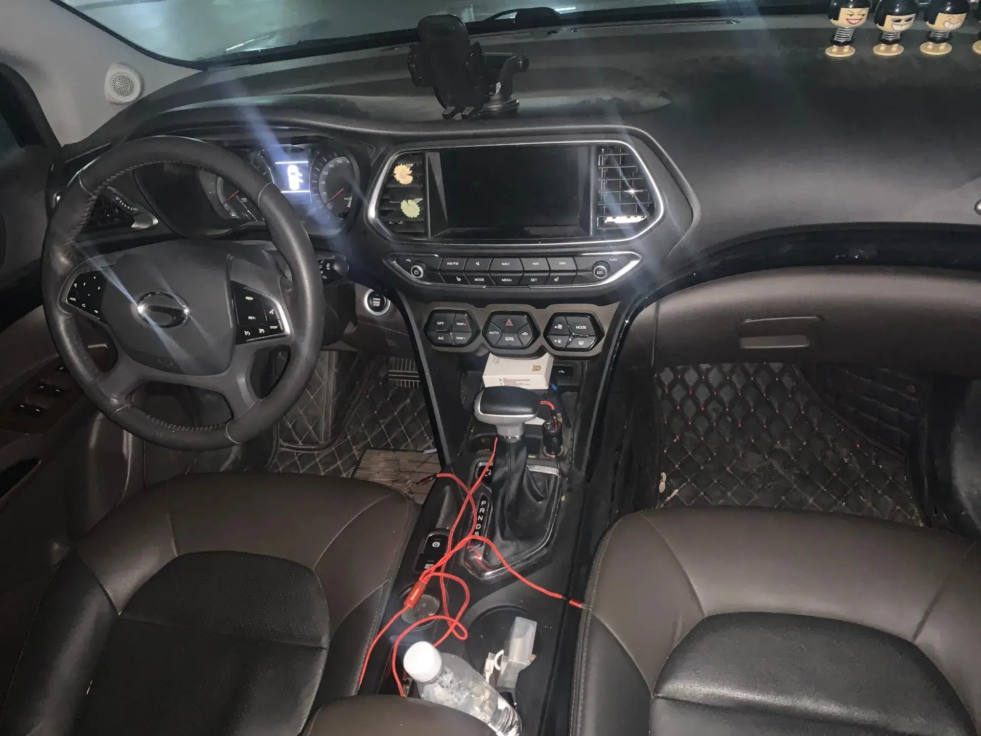 2017 GAC TRUMPCHI thumbnail 4