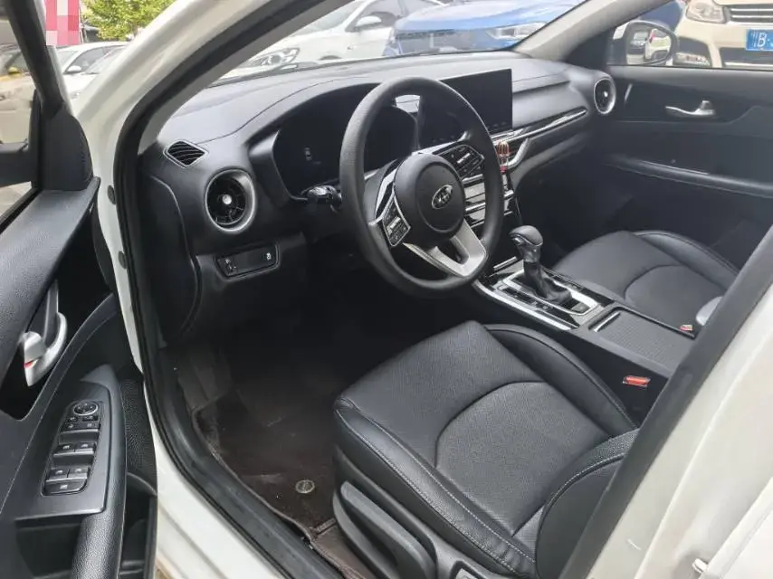 2019 KIA K3 thumbnail 4