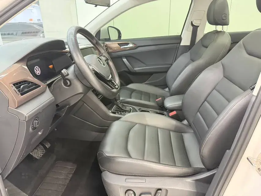 2022 VOLKSWAGEN THARU thumbnail 4