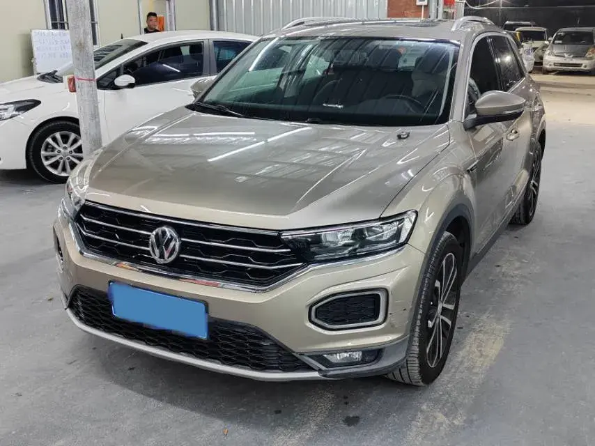 2018 Volkswagen T-Roc 1.4T 150HP L4 7DCT