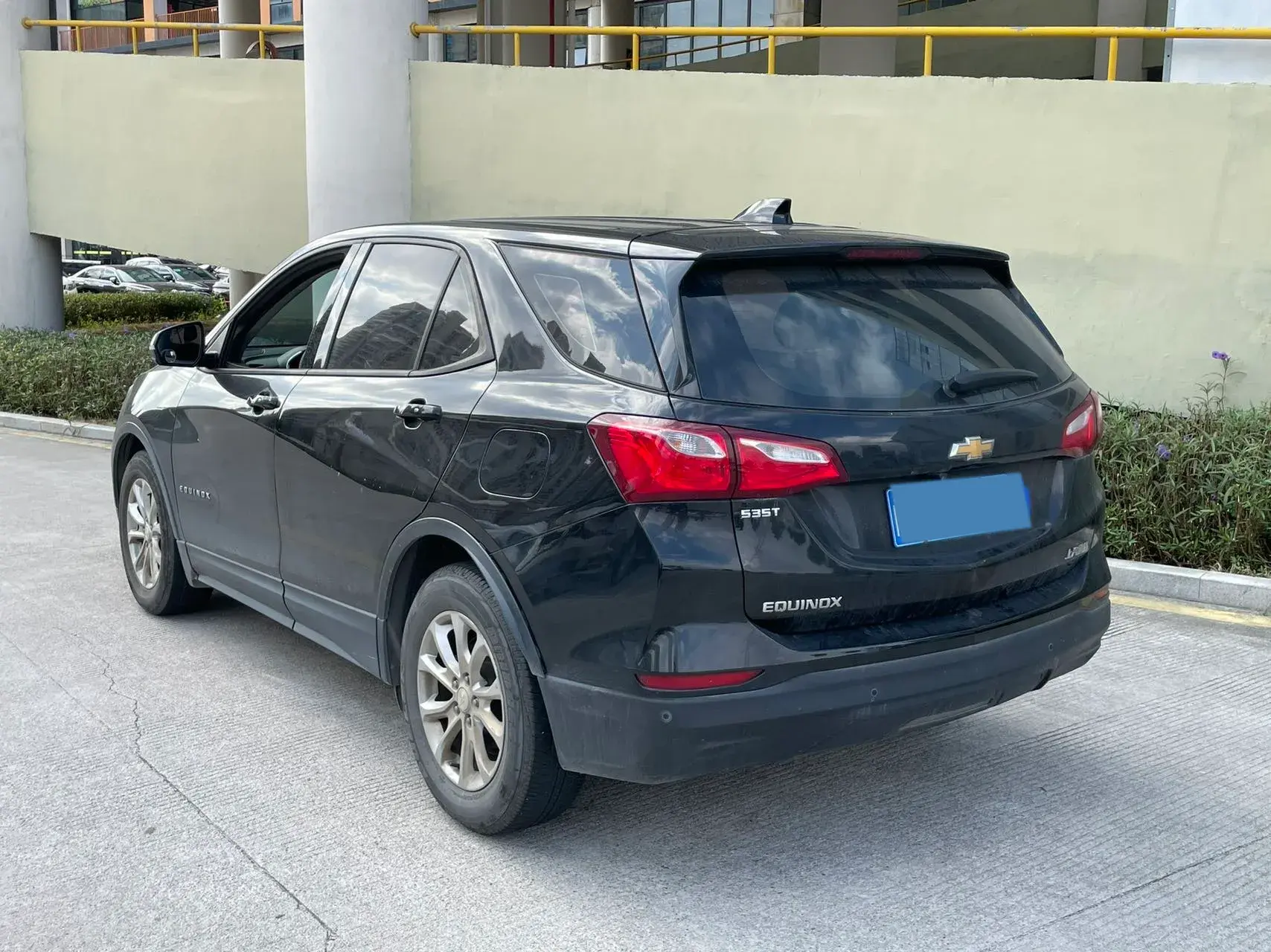 2018 CHEVROLET EQUINOX thumbnail 4